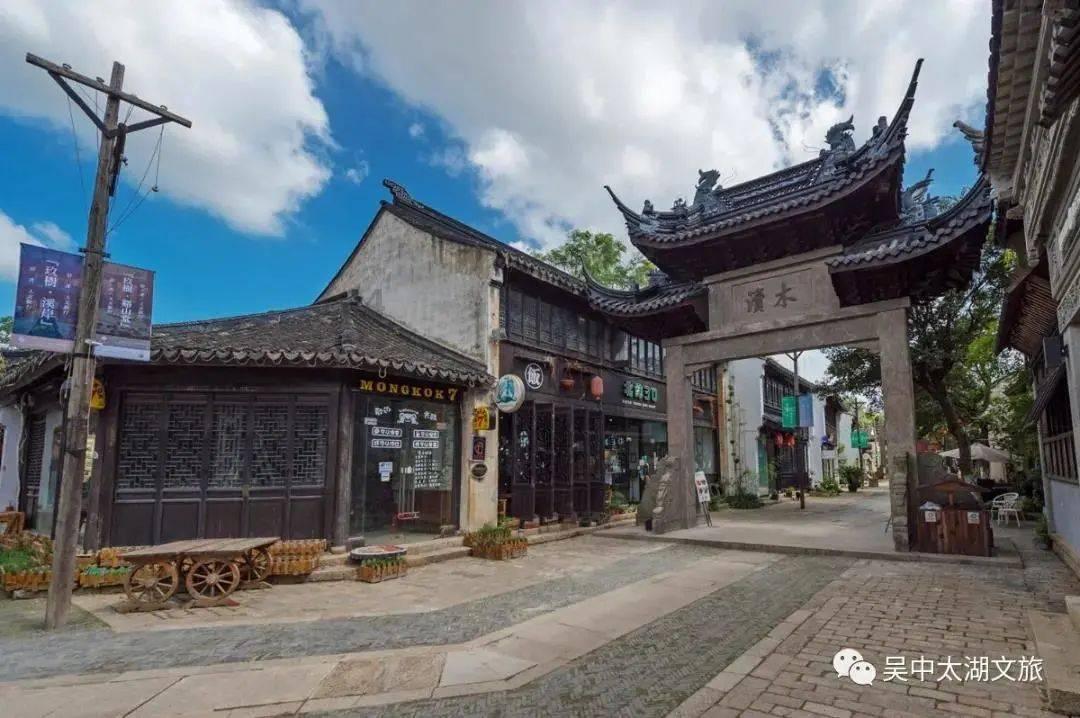 公益慢火车上的“变”与“不变”